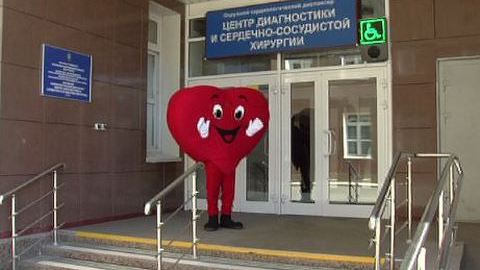 Более двухсот человек проверили свое сердце во время акции "Красное платье". Пять — госпитализированы