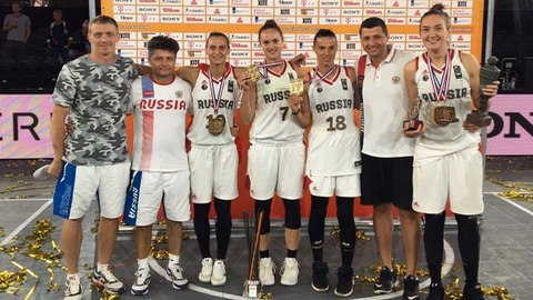 Подопечные сургутского тренера Андрея Андрущенко выиграли чемпионат Европы по стритболу