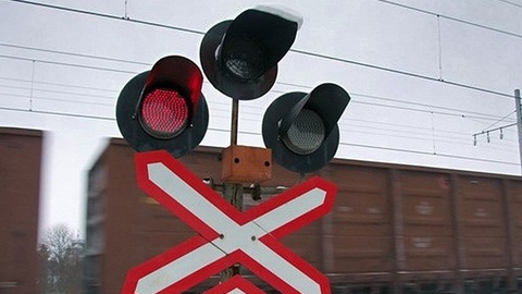 В Сургуте проверяют безопасность железнодорожных переездов