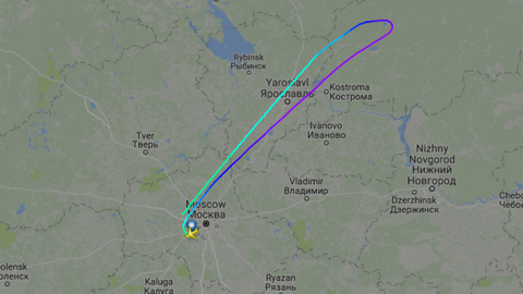 СРОЧНО! Задымление на борту самолета Москва-Сургут. Воздушное судно возвращается во «Внуково»