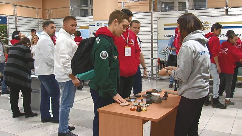 Представители власти и ведущие работодатели округа рассказали о перспективах для молодых специалистов в Югре