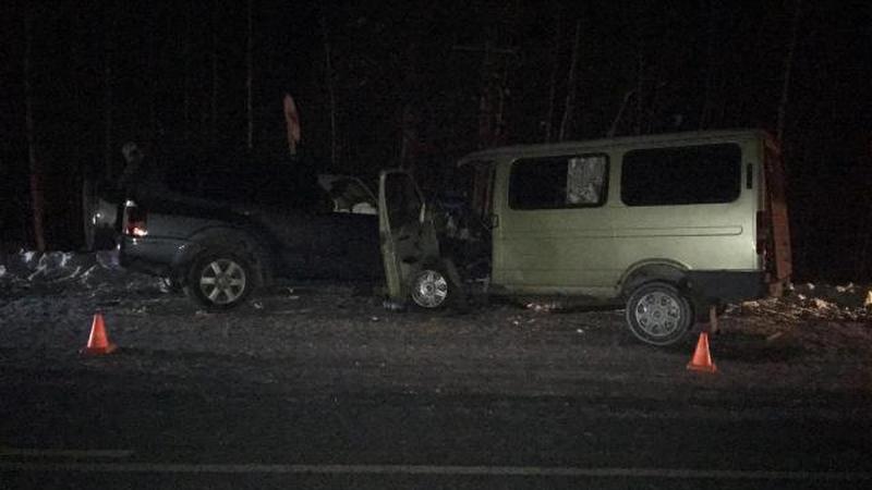 Обгон, завершившийся лобовым столкновением: в Югре на трассе в ДТП пострадали 6 человек