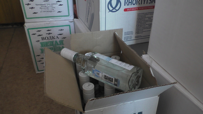 У предпринимателя в Сургутском районе конфисковали 200 литров алкоголя