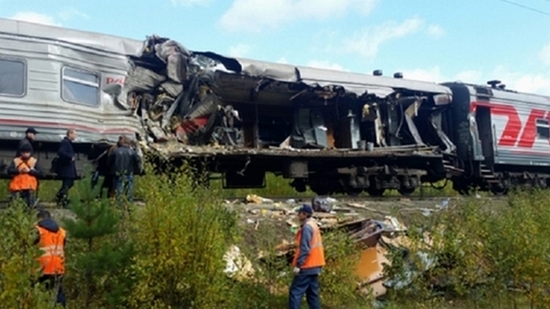Водителю, который протаранил движущийся поезд под Нижневартовском, вынесли приговор
