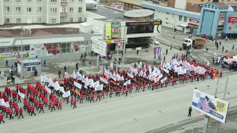 В объезд! В Сургуте на 1 мая перекроют движение на центральных улицах города 