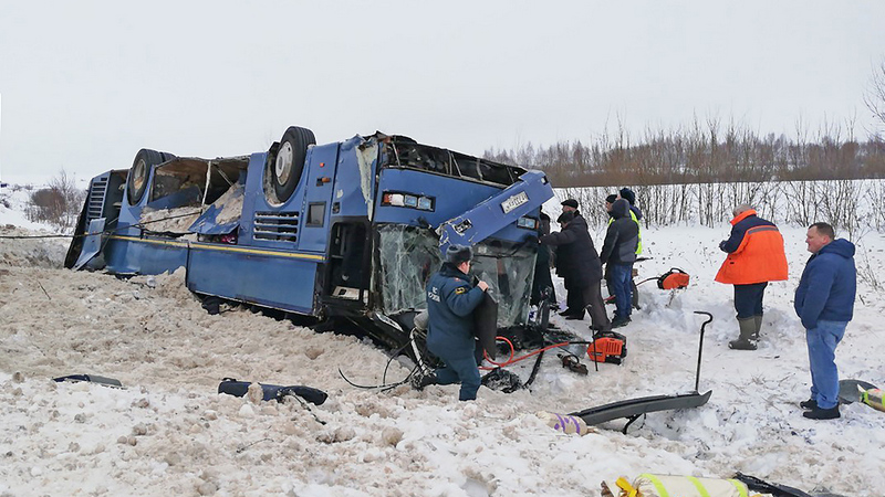 7 погибших, десятки раненых. В Калужской области разбился автобус с детьми