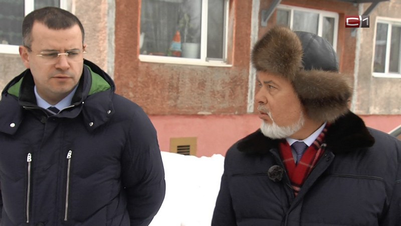 «Берите лопату и чистите сами!» Вадим Шувалов проверил качество уборки снега в городе