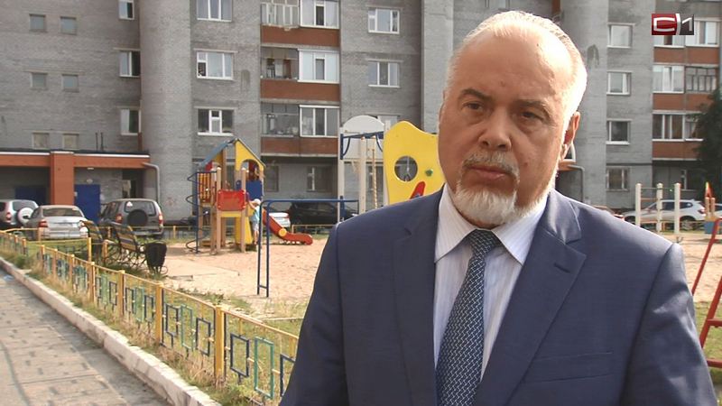 Вадим Шувалов поручил проверить детские площадки и стройобъекты Сургута