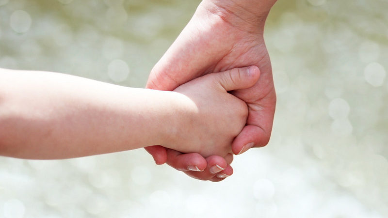 Многодетной семье из Югры отказывают в усыновлении ребенка-инвалида