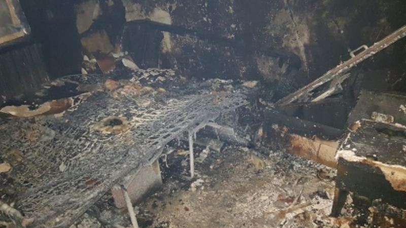 Комната полностью выгорела. В результате пожара в Югре погибли двое человек