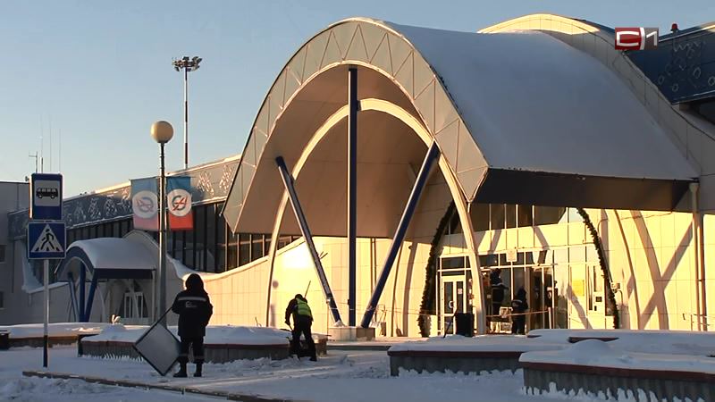 Массовая задержка рейсов в сургутском аэропорту