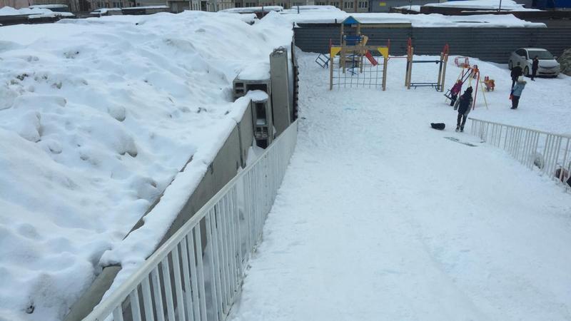 Где, по мнению сургутян, хуже всего убирают снег в городе
