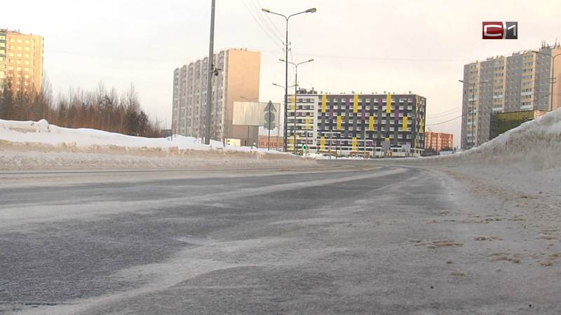 Дорожники Сургута получили 7 предупреждений из-за нарушений по уборке снега