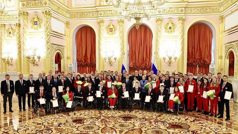 Югорские паралимпийцы встретились с президентом России