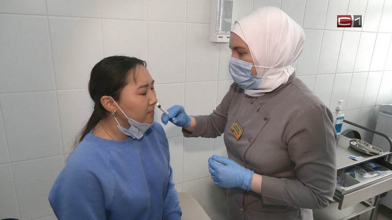 Расслабляться не стоит: медики Тюменской области призывают вакцинироваться
