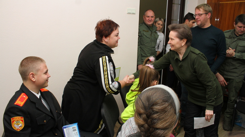 Наталья Комарова побывала в зоне СВО и встретилась с военнослужащими из Югры