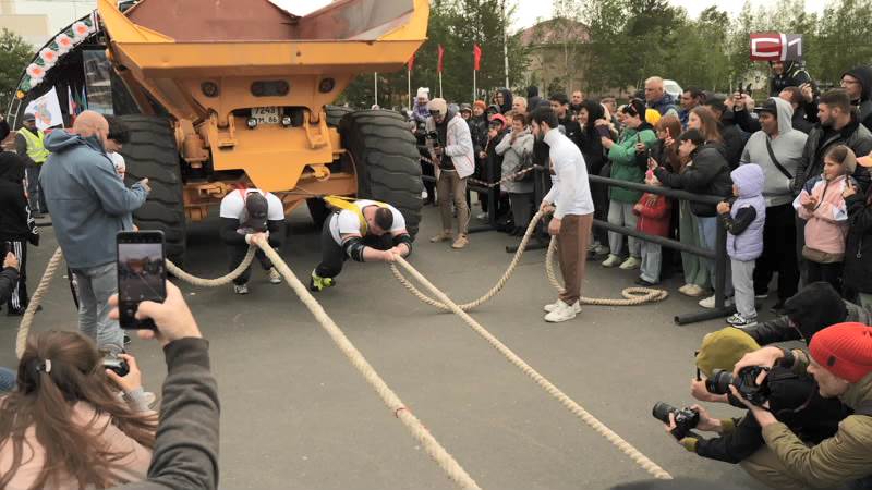 Тяжелоатлеты из Сургутского района установили новый рекорд России