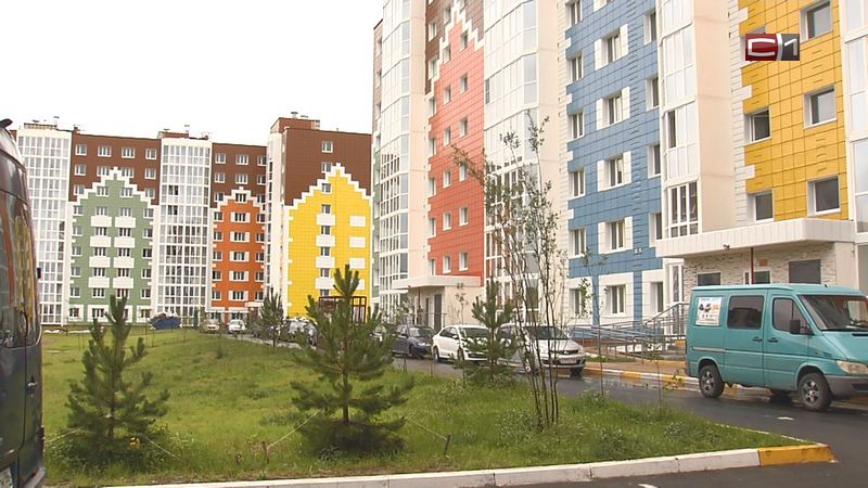 Жители фенольных домов в Сургутском районе переезжают в новостройки