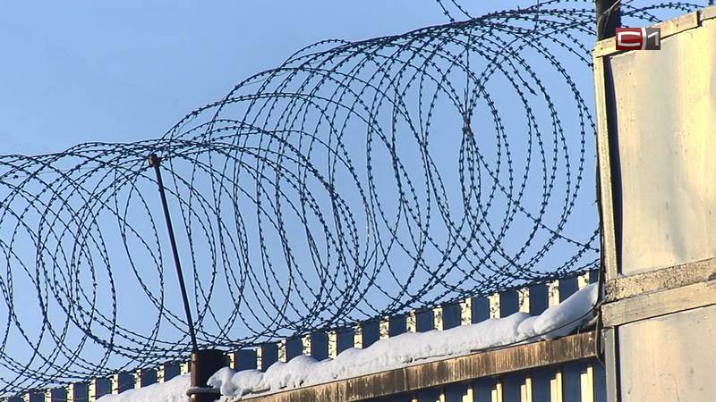 Избивавший задержанных экс-полицейский в Сургуте получил тюремный срок