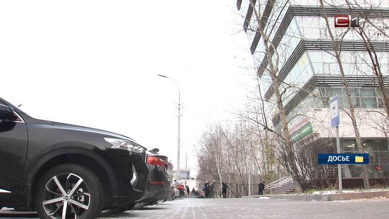 У СОКБ и третьей поликлиники в Сургуте появится долгожданный тротуар