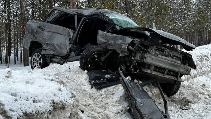 Столкновение двух авто в Сургутском районе: погиб один из пассажиров