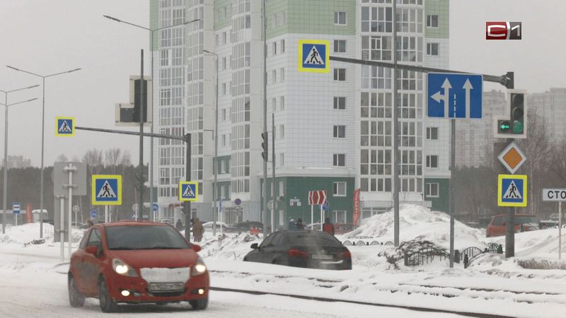 В чем логика: сургутские водители против новых знаков на Комсомольском проспекте