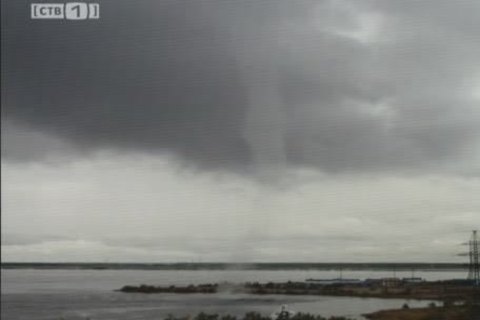 Над сургутской ГРЭС-2 вновь бушевало «торнадо»