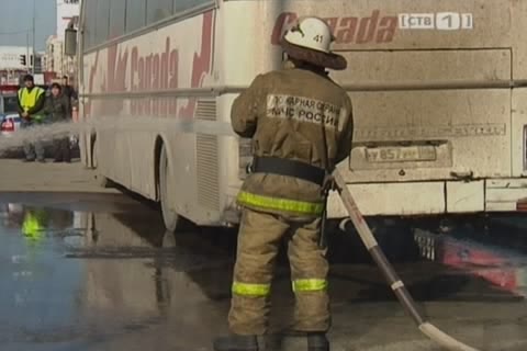Неисправный автобус едва не спровоцировал пожар на остановке   