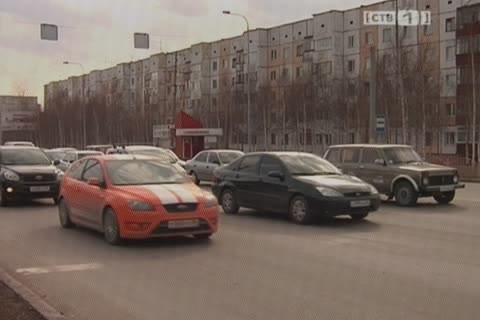 Дорогами Сургута управляют новые светофоры