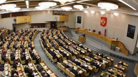 Депутаты Госдумы не спешат закрывать иностранные счета