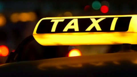 Жители Нефтеюганска катались в такси по ночному городу … с избитым водителем в багажнике