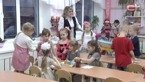 Детский сад или школа? Сургутские родители вновь «ломают голову» перед выбором