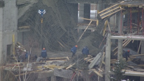 Масштабы обрушения в здании "Газпром переработки". ФОТО
