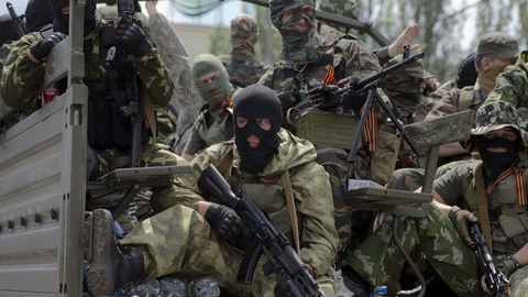 В результате боев у аэропорта Донецка погибли не менее 40 человек