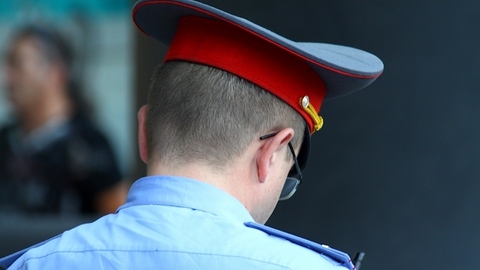 В поселке Пойковском пьяный автомобилист напал на полицейского