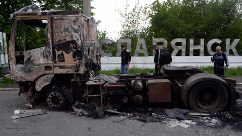 Власти Киева заявили об уничтожении в районе Славянска 300 «боевиков» 