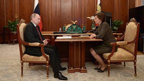 Наталья Комарова отчиталась Владимиру Путину о строительстве детских садов в Югре