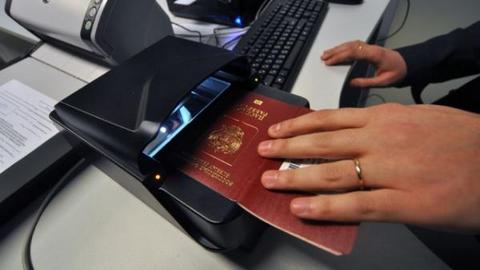 Получить паспорт за час станет возможным с 2015 года