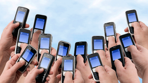 ФАС продолжает возбуждать дела в отношении сотовых операторов за распространение SMS-спама 