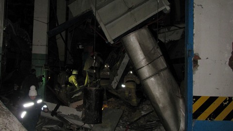 В Тобольске при проведении испытаний взорвалась железнодорожная цистерна