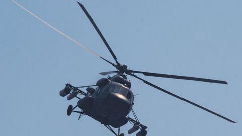Пропавший вертолет Ми-8 в акватории Оби не обнаружен. Спасатели продолжают поиски
