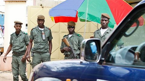 «Провести расследование и наказать виновных». МИД России осудил нападение на представительство «ЮТэйр» в Мали