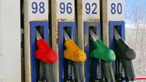 «Неудачная первоапрельская шутка». Тюменский бизнес-омбудсмен высказалась против повышения акцизов на бензин