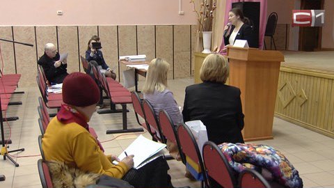 О результатах своей работы перед избирателями отчиталась Ольга Леснова. Что интересует сургутян?