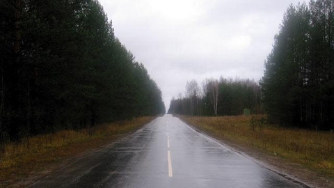 Ограничена скорость движения на участке трассы Тюмень — Ханты-Мансийск: повреждена водопропускная труба