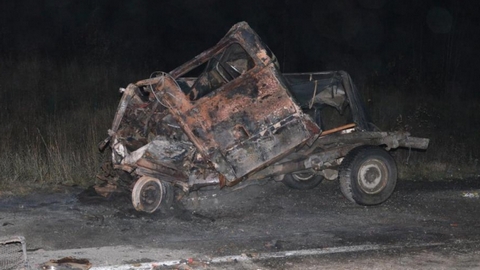 В Нефтеюганском районе "лоб в лоб" столкнулись УАЗ и MAN. Погиб один из водителей. ФОТО