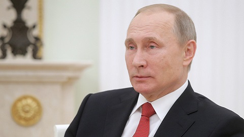 Президент России выразил соболезнования семьям погибших в аварии под Ханты-Мансийском