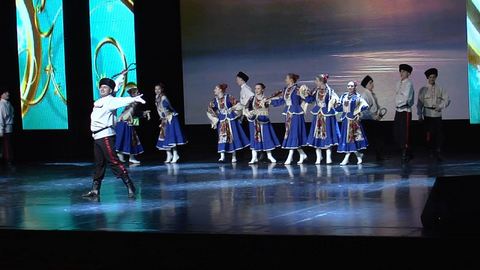 Танцуют всё! В Сургуте прошел ежегодный фестиваль "Танцевальные ритмы" 