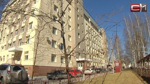 Стоянка у поликлиники №1 в Сургуте станет больше. Когда это произойдет и во сколько обойдется ее обустройство?