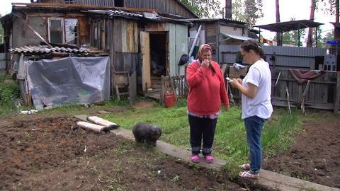 Чуть не замерзла и не умерла от голода в собственном доме. Сургутские волонтеры спасают пенсионерку